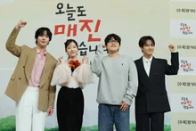 [Photo&] Ahn Hyo-seop of “Kedeheon,” Returning as a Global Star “Young Farmer”… At the Press Conference for “I’m Booked Up Again Today” Where He Said, “I Sold Out Again Today, Too”