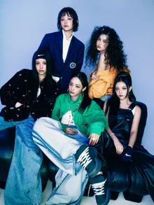 「三人體制」NewJeans，新作進度在丹麥哥本哈根展開？