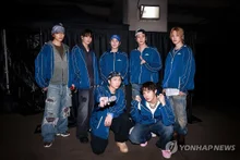 'Jeonsuk Sold Out' BTS Opens North America Tour…The U.S. Singing-All-Together 'Arirang' Chant at Tampa Stadium Draws 190,000 Over Three Days