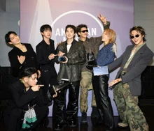 BTS “SWIM” phá mốc phát trực tuyến 500 triệu lượt lần đầu tiên trong năm trên Spotify... Thậm chí còn giành cả giải AMA, đẳng cấp vượt trội!