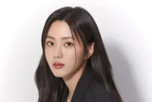 Kwon Eun-bin, exintegrante de CLC, anuncia su retirada inmediata del mundo del espectáculo… “Dejo atrás una relación vacía y me retiro a la vida de la gente”