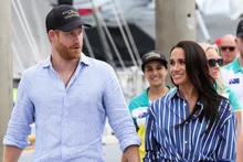 Meghan Markle sorprende con fotos inéditas en el Día del Padre y Archie luce ‘uniforme de fútbol de Inglaterra’