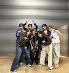 ALPHADRIVEONE (ALD1) signe un lancement officiel au Japon après avoir fait guichets complets à Yokohama : 25 000 places vendues d’avance, meilleures ventes inédites au classement des débutants d’Oricon