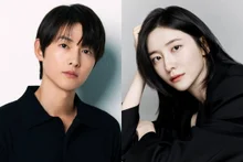 Song Joong-ki và Park Ji-hyun tái ngộ sau 4 năm với phim lãng mạn “Love Cloud” thay cho “Jae-beol-jip”