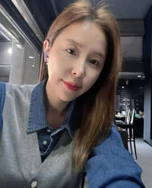 코요태 신지, ‘KT 위즈 시구 거절’ 논란 끝에 홈경기 축하공연 전격 취소… “팬들 목소리 겸허히 수용”
