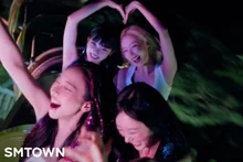 aespa lance d’emblée son premier mini-album japonais « Kiss & Tell »
