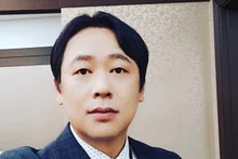 Sur le tournage de <em>Guerre de Goryeo-Guerre des Khitans</em>, l’acteur Jeon Seung-jae s’effondre… décède à 47 ans après deux ans de maladie
