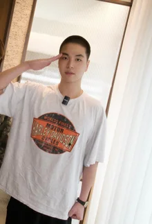 iKON's Koo Jun-hoe shares buzz-cut video ahead of Aug. 11 active-duty enlistment