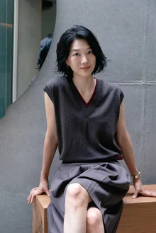 Jeong Yun-ha, la 'Kusanagi Jin' de 〈A Shop for Killers〉 2, publica una ronda de preguntas y respuestas por el final de temporada: «Kusanagi fue un desafío y un aprendizaje»
