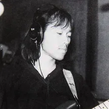 Tay guitar Choi Gu-hee của các ban nhạc 'Deulgukhwa, Gwejja-deul' qua đời ở tuổi 67 sau thời gian điều trị ung thư dạ dày
