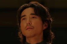 Kim Hye-ok et Justin H. Min dans « Le Voyage qui s’écoule », sortie en octobre confirmée : une parfaite alchimie entre les générations