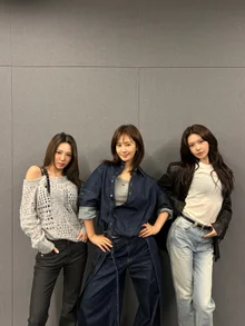 Hyori-su của Girls’ Generation ra mắt sau cuộc tranh giành vị trí center… công bố độc quyền đĩa đơn đầu tay “Skibidi” hôm nay