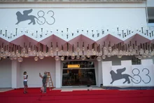 Venice Film Festival opens today; Lee Chang-dong’s ‘Possible Love’ vies for Golden Lion