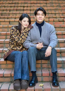 姜泰伍特別演出，飾演韓韶禧溫柔丈夫…《高年級實習生》預告夫妻搭檔