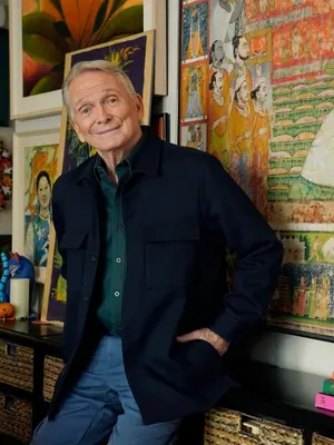 「マリリン・モンローやテイラー・スウィフトに衣装を」…「スターたちのデザイナー」ボブ・マッキー氏、87歳で死去