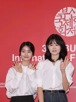 [On Location at BIFF] “It Started With My Experience of Being Talked About Behind My Back” — 28-Year-Old Newcomer’s That Day’s Tae-joo Explores the Truth Behind a Busan Film Festival Rumor
