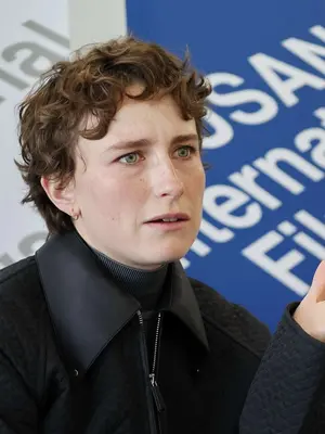 [Festival Internacional de Cine de Busan (BIFF), fotos] «Tras ganar la Copa Volpi a la mejor actriz en Venecia, acabé en una oficina de empleo»... Mathilde Arcel, protagonista de ‘¿Qué tiene de malo Marie?’