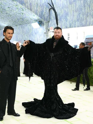 Sam Smith Announces Engagement to Designer Christian Cowan… A ‘Yellow Diamond’ That Decorated the Met Gala