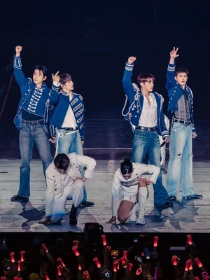 '2PM Returns as a Complete Group' Lights Up Tokyo Dome for the First Time in 10 Years, With 85,000 Fans Going Wild