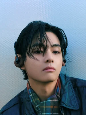 BTSのV『クリスマス・ツリー』、Spotifyで5億ストリーミングの待望記録