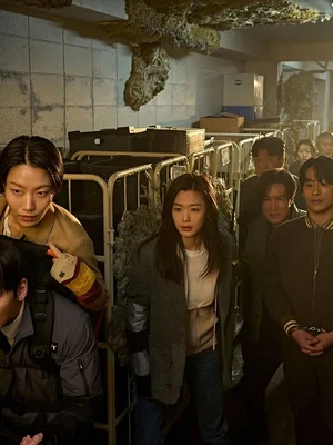 [연휴 극장가] 전지현·연상호 '군체', 개봉 4일 만에 100만 돌파…올해 최단 기록