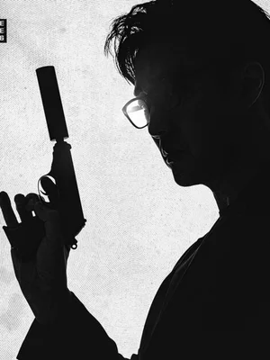 SÜ Jisub protagoniza el nuevo drama de SBS, «Manager Kim», y revela de forma fulminante un inquietante póster teaser en blanco y negro