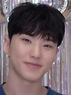 Hoshi de Seventeen a construit une école en Zambie…Double actualité pendant son service militaire avec la sortie de « SNAPBACK »