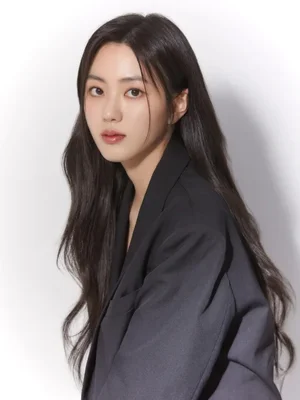 CLC member Kwon Eun-bin announces sudden retirement from entertainment… “I’ll leave behind a relationship built on appearances and live as a regular person”