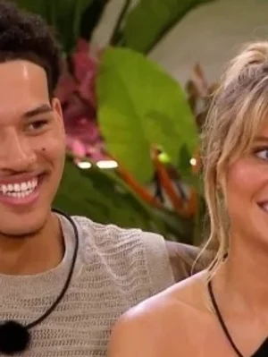 20禁綜藝《Love Island USA》，臥室裡的祕密暗號「French Fries（薯條）」含意是什麼？