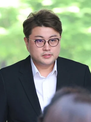 Kim Ho-joong Confirmed for Early Release on Parole While Serving Sentence for Drunk Driving Hit-and-Run…Freed 30 Days Ahead of Schedule