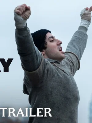 [Tráiler oficial] «Yo soy Rocky Balboa»… El desafío temerario de Sylvester Stallone en clave de película biográfica eléctrica: se estrena el tráiler de «I Play Rocky»