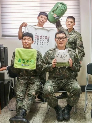 'New Recruit 4' Lands in Seongsu-dong, Opens on the 15th With Military Supply Goods and a Photo Zone