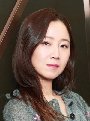 Interview: Gong Hyo-jin on the bittersweet power of 〈Gyeongju Trip〉 (Part 2)