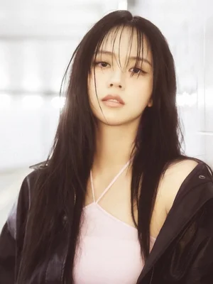 Song Kang y Kim So-hyun se reencuentran en «Escándalo blanco»: un romance falso que comienza cinco años después