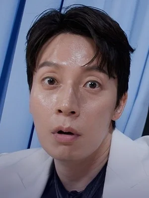 Heo Kyung-hwan se estrena como presentador en solitario 20 años después de su debut con «El programa de tendencias de Heo Kyung-hwan»
