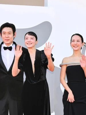 이창동 신작 '가능한 사랑', 베네치아 최초 공개… 164분의 압도적 여운