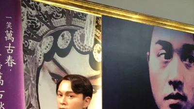 《周成哲的置物櫃》