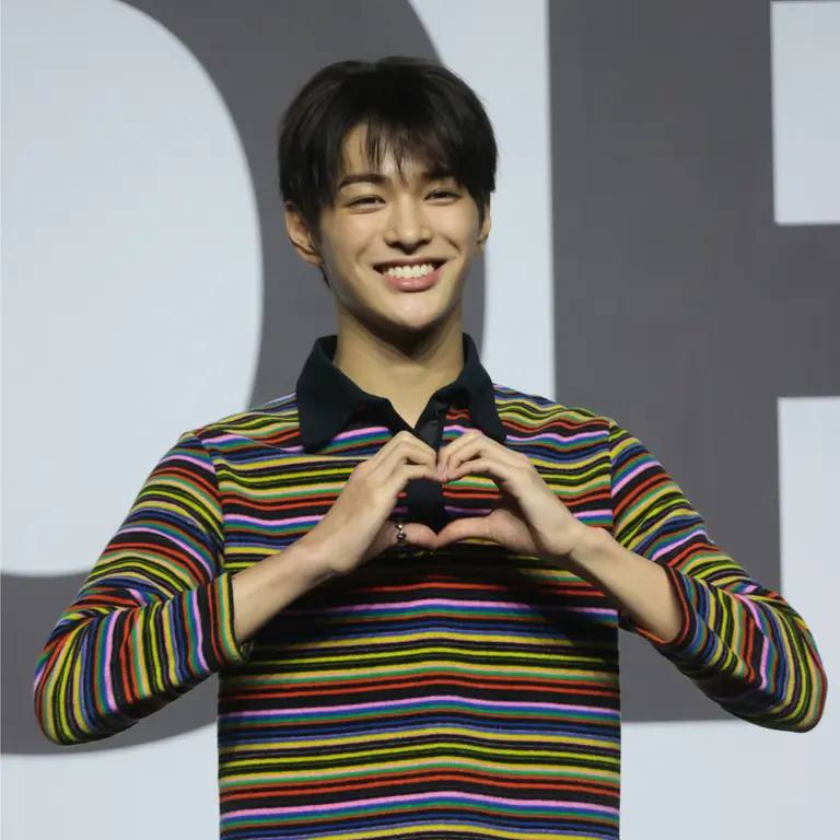 現場フォト] グループコルティスメンバーのデビューショーケース現場!