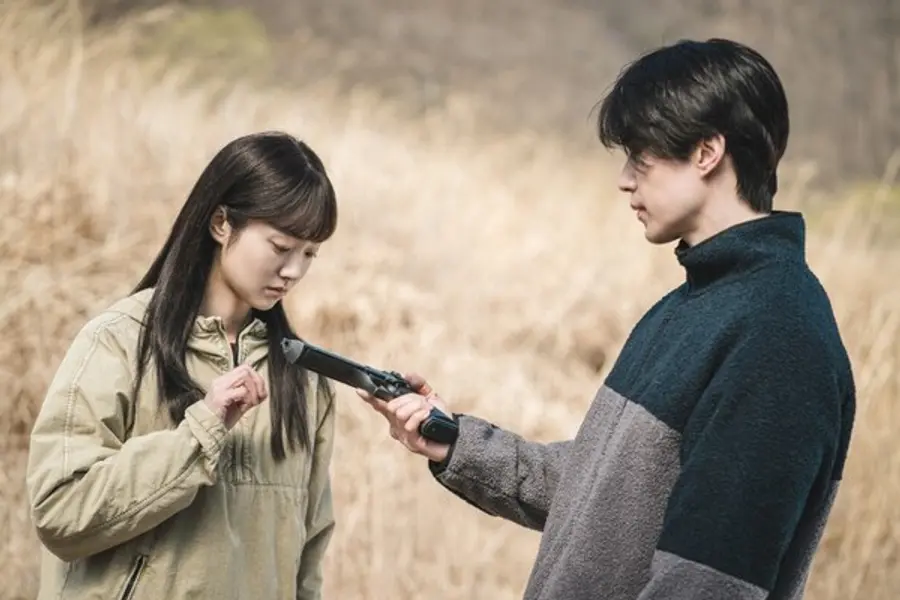 〈킬러들의 쇼핑몰〉