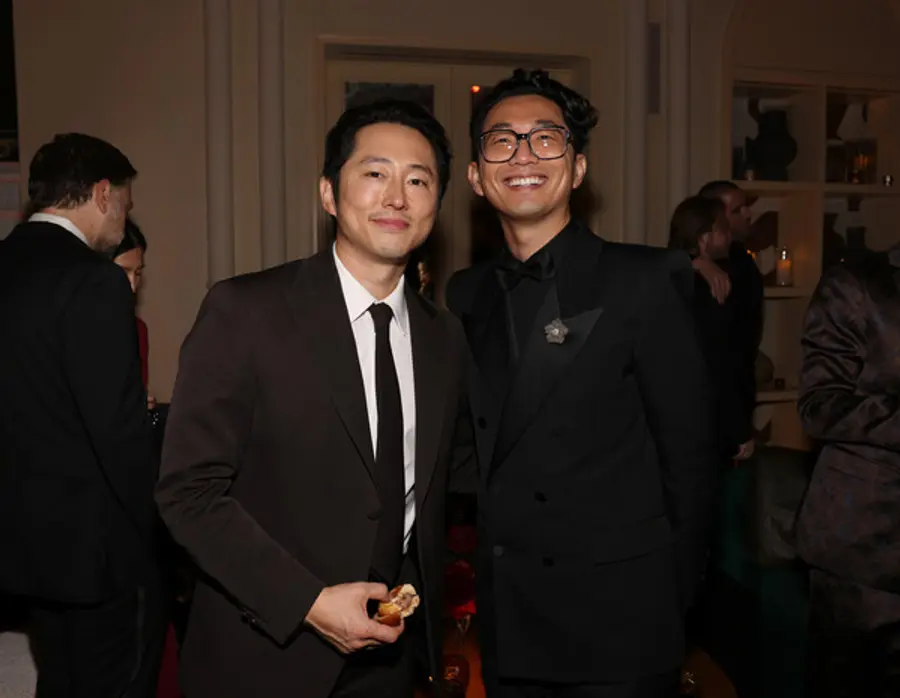 스티븐 연(왼), 이성진 감독 (사진=Getty for Netflix)