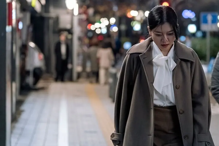 〈한국이 싫어서〉(2024)