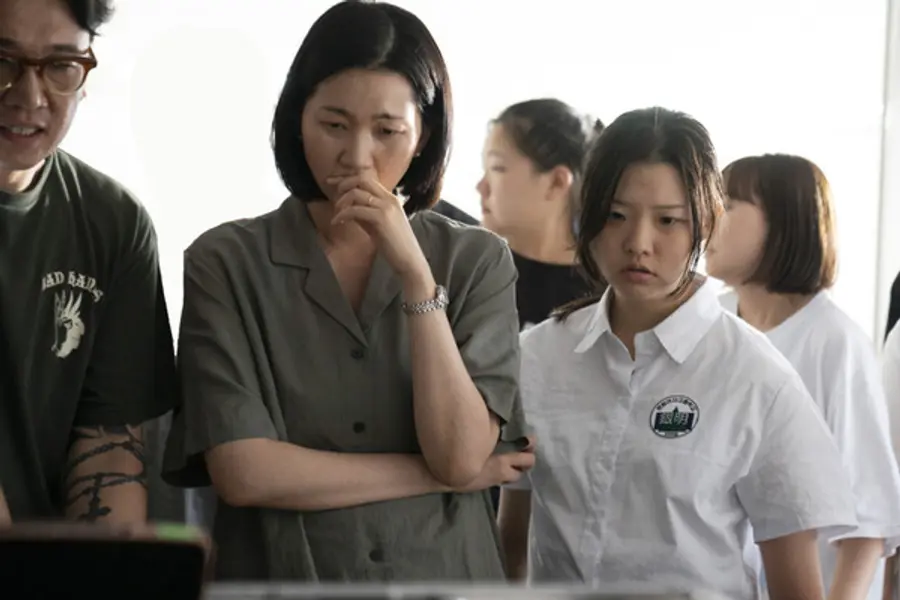 〈최소한의 선의〉
