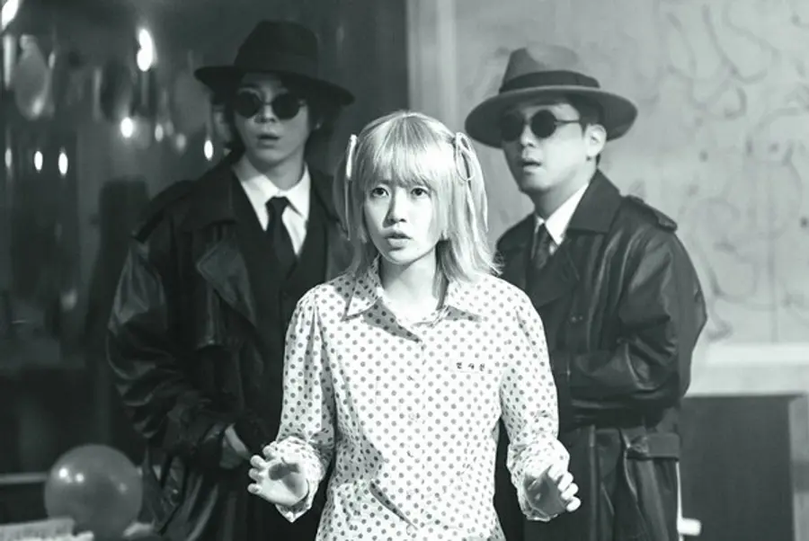 〈더 킬러스〉 중 '무성영화'