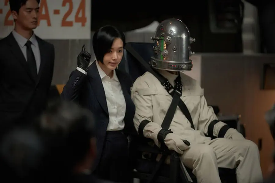 〈기생수: 더 그레이〉 이정현