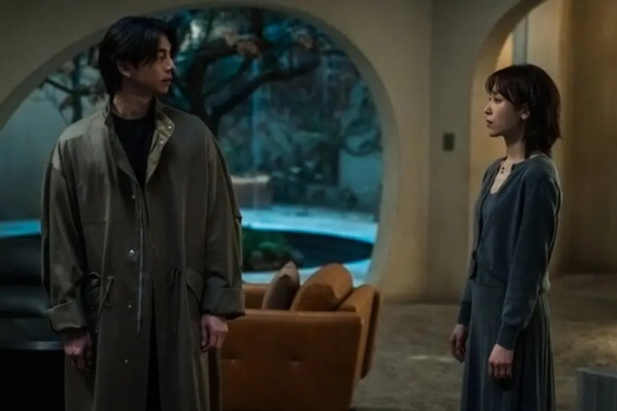 〈트렁크〉