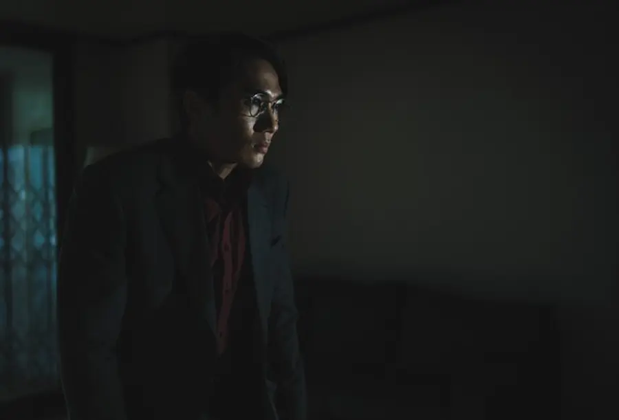 〈조명가게〉