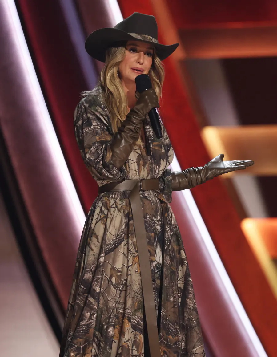 Show host Lainey Wilson speaks at the 59th Annual Country Music Association Awards in Nashville, Tennessee, U.S., November 19, 2025. REUTERS/Seth Herald 