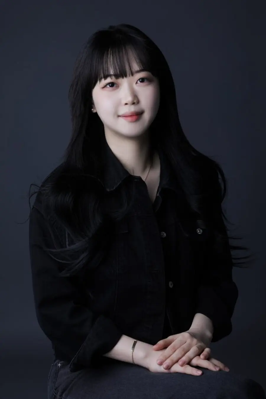 〈면접교섭〉으로 장편 데뷔한 이주아 감독. (사진 제공=필름다빈)