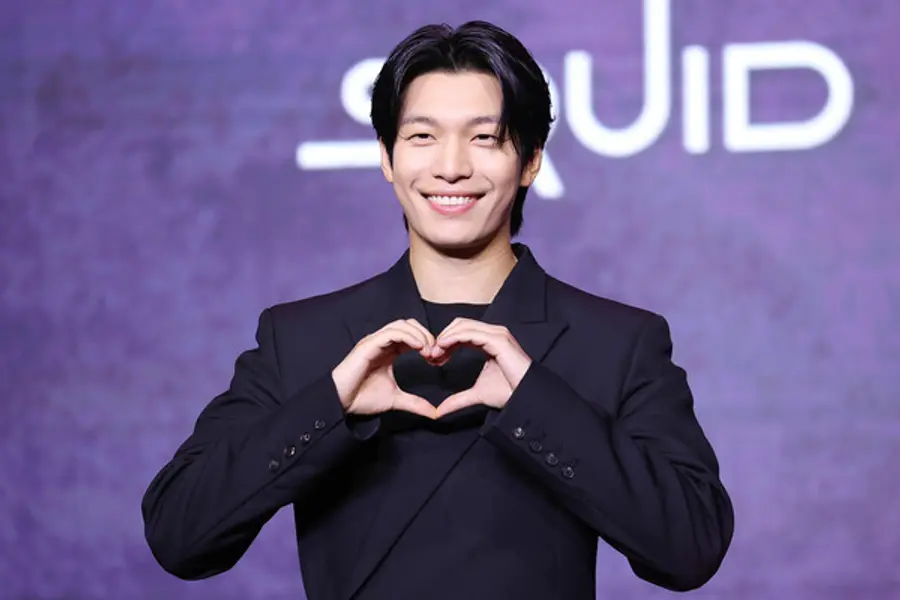 (서울=연합뉴스) 진연수 기자 = 배우 위하준이 9일 서울 용산구 드래곤시티 호텔에서 열린 넷플릭스 글로벌 흥행작 '오징어 게임' 시즌3 제작발표회에서 포즈를 취하고 있다.