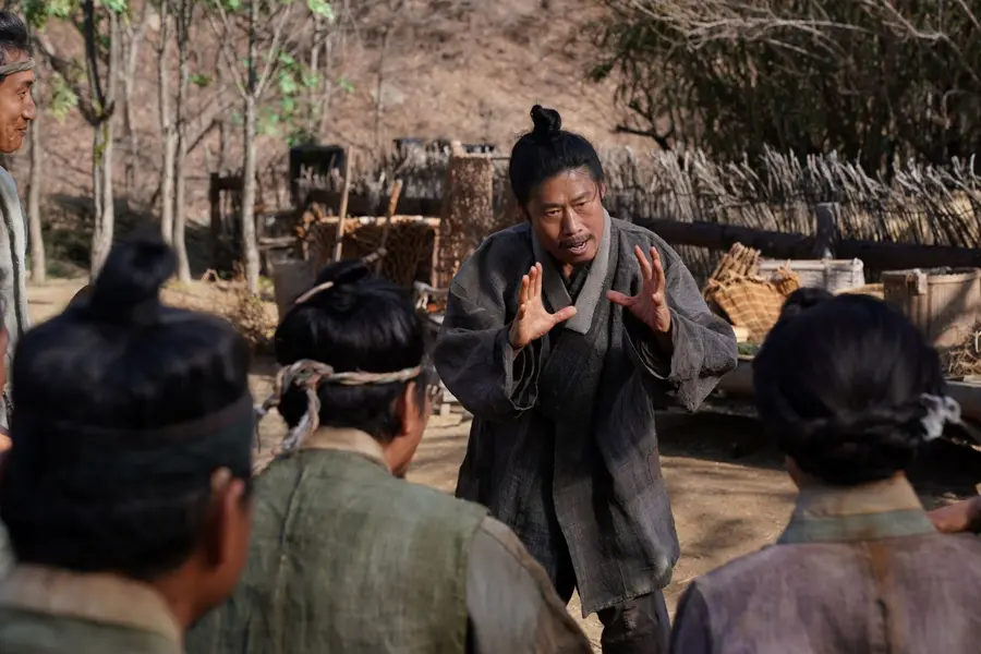 劇照_廣泉村村長嚴洪道